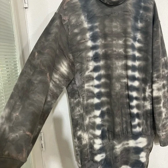 Young fabulous and broke mini zip, turtle neck, tie-dye, long sleeve dress SzM - Picture 11 of 16